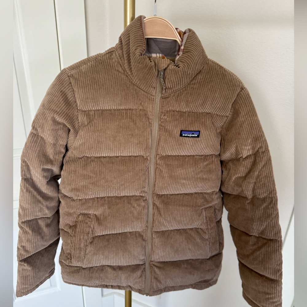 Patagonia Women’s Fjord Corduroy Jacket - Picture 3 of 6